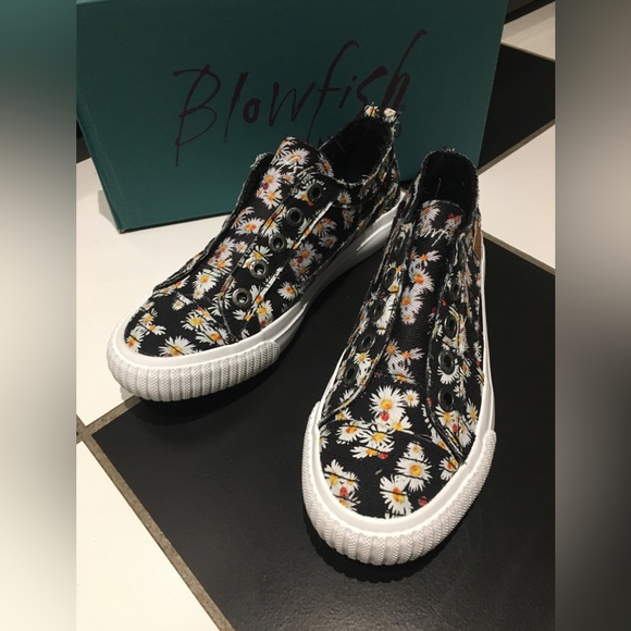 🌻Blowfish sunflower 🌻 Sneaker s - Picture 7 of 14